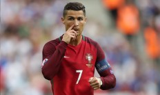 九游体育平台-改写历史的一球，武切维奇绝杀令森林狼战胜广东