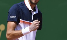 九游娱乐网站-拉沃尔杯翻盘美网，梅德韦杰夫高光表现的简单介绍