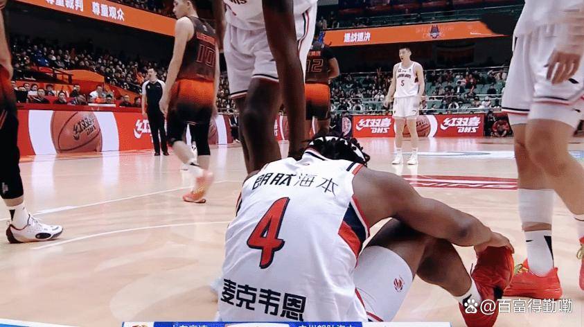 山东队主场大胜深圳，锻炼新战术，备战下一场
