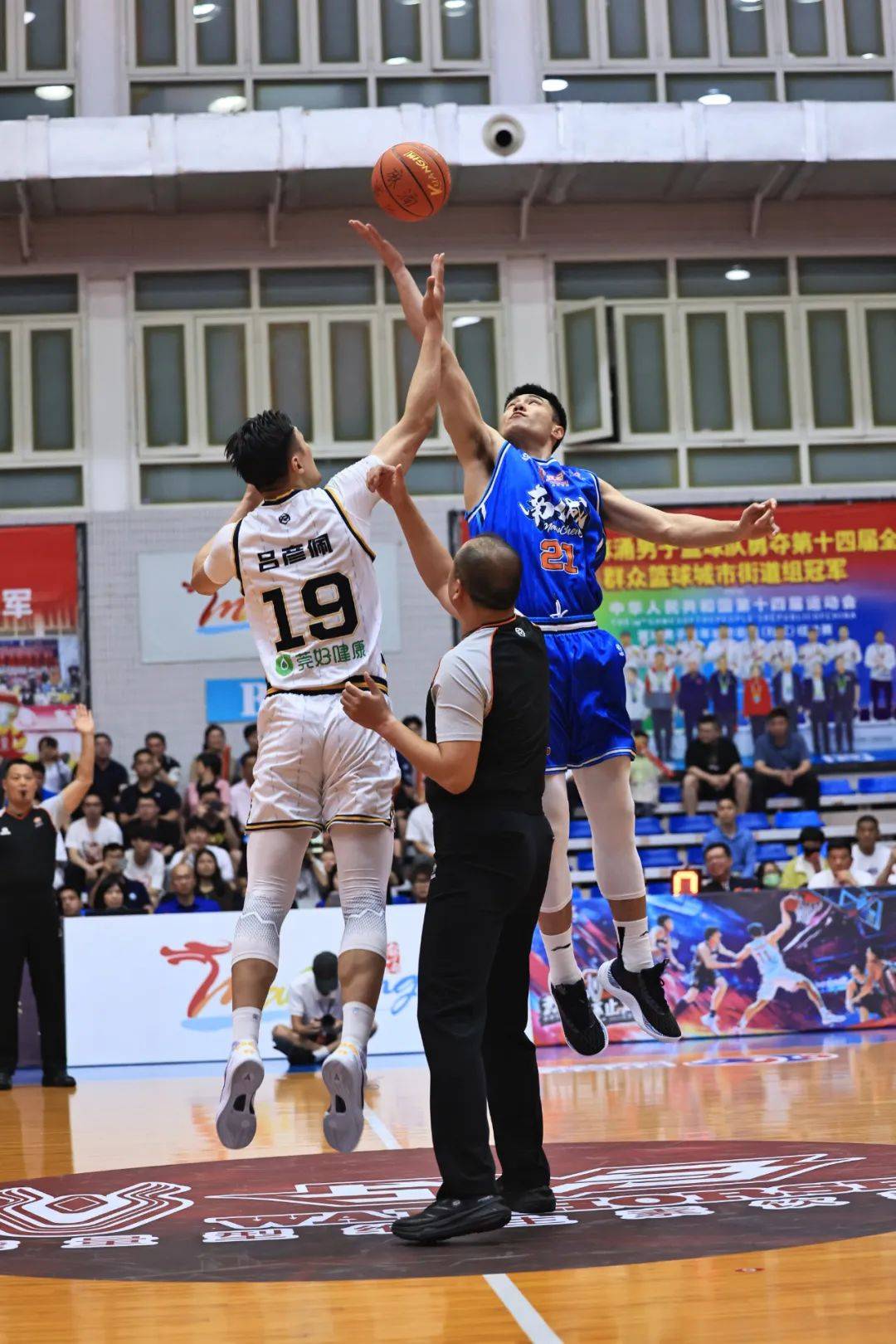 一支男子篮球职业联赛球队取得连胜