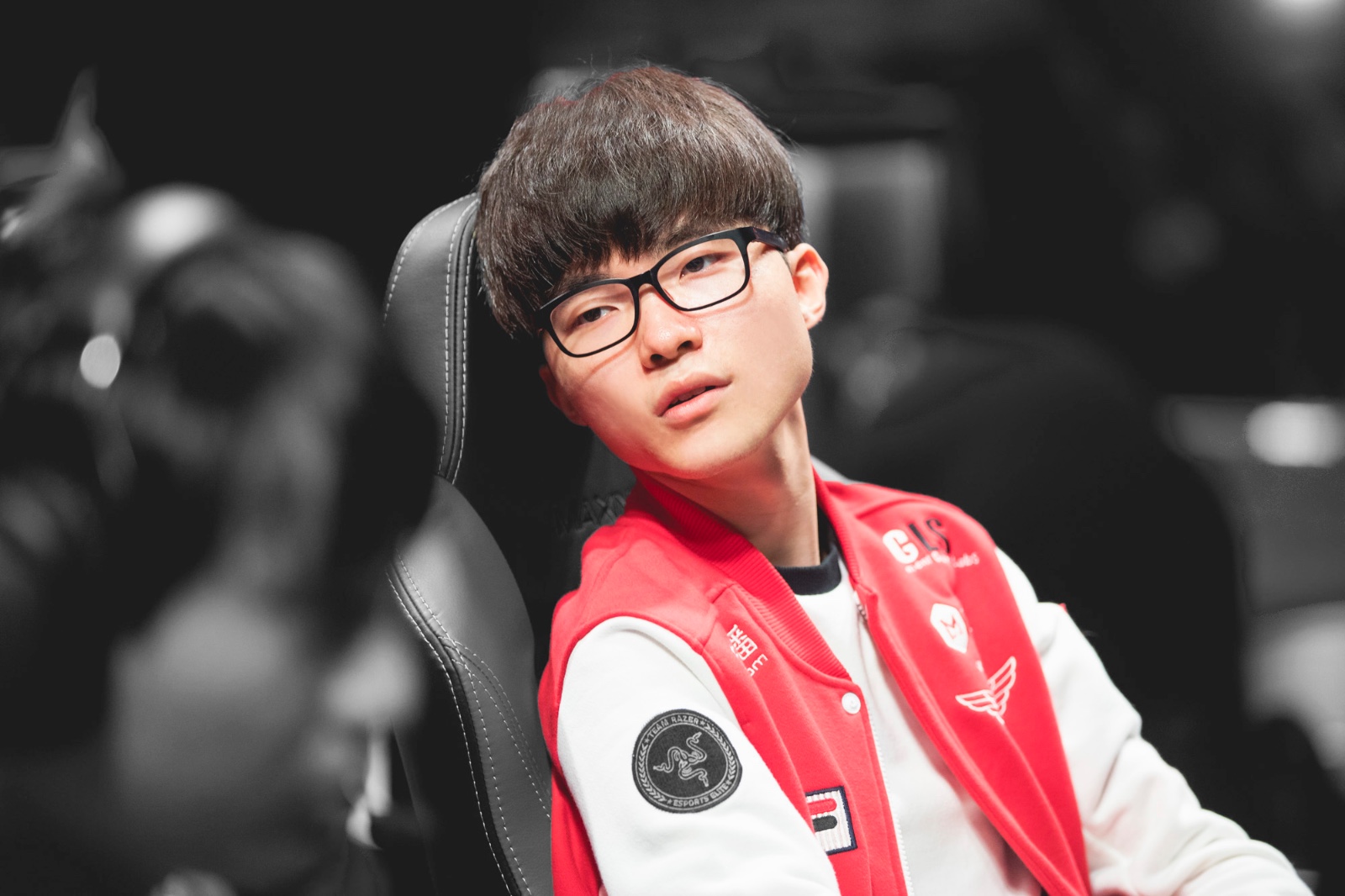 包含MAD轻取TSM，Bin操刀奇招英雄翻盘鏖战多局半决赛，锁定晋级资格的词条