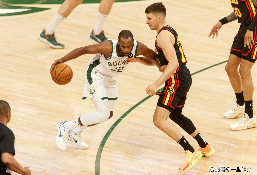 老鹰胜魔术,杨恩砍下生涯最高分 老鹰胜魔术,杨恩砍下生涯最高分