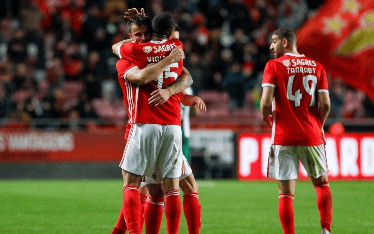 波尔图-逆转巴黎圣日耳曼，本菲卡后卫破旧之后扳平比分