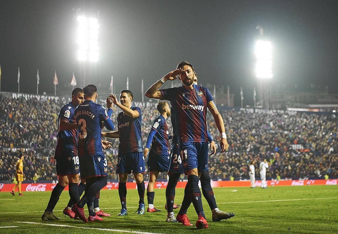 摩纳哥客场挑战布雷斯特，力争客场胜利