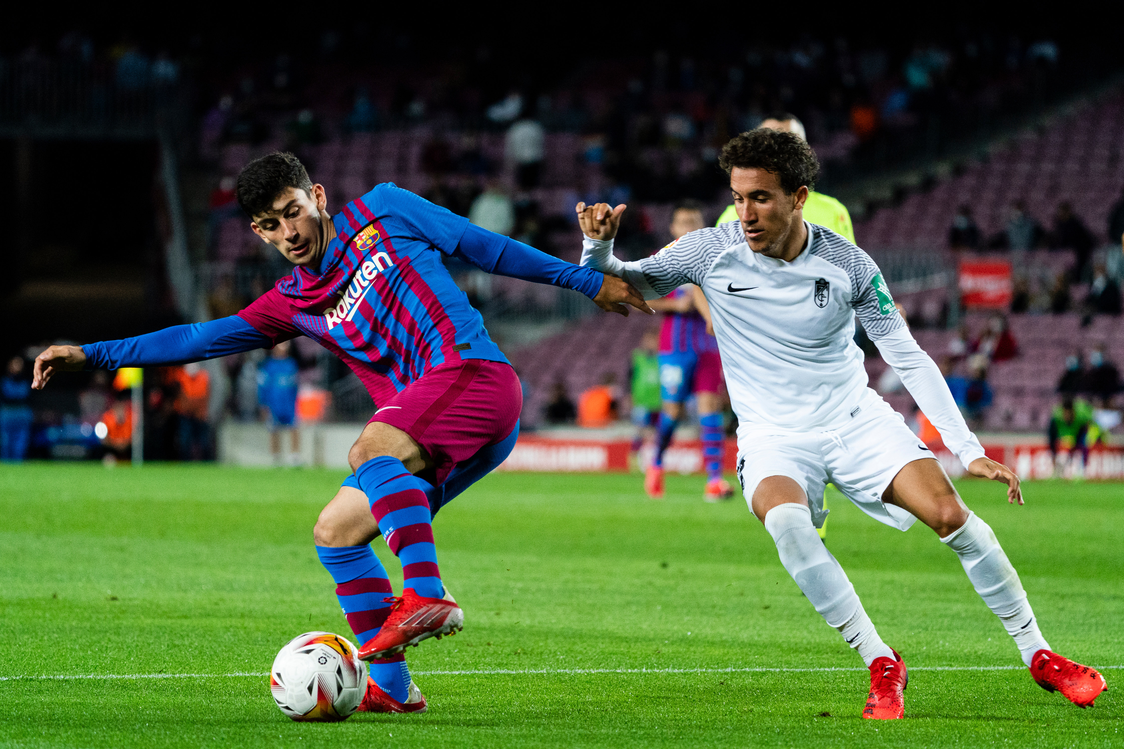 西甲战火重燃：皇家社会对阵格拉纳达