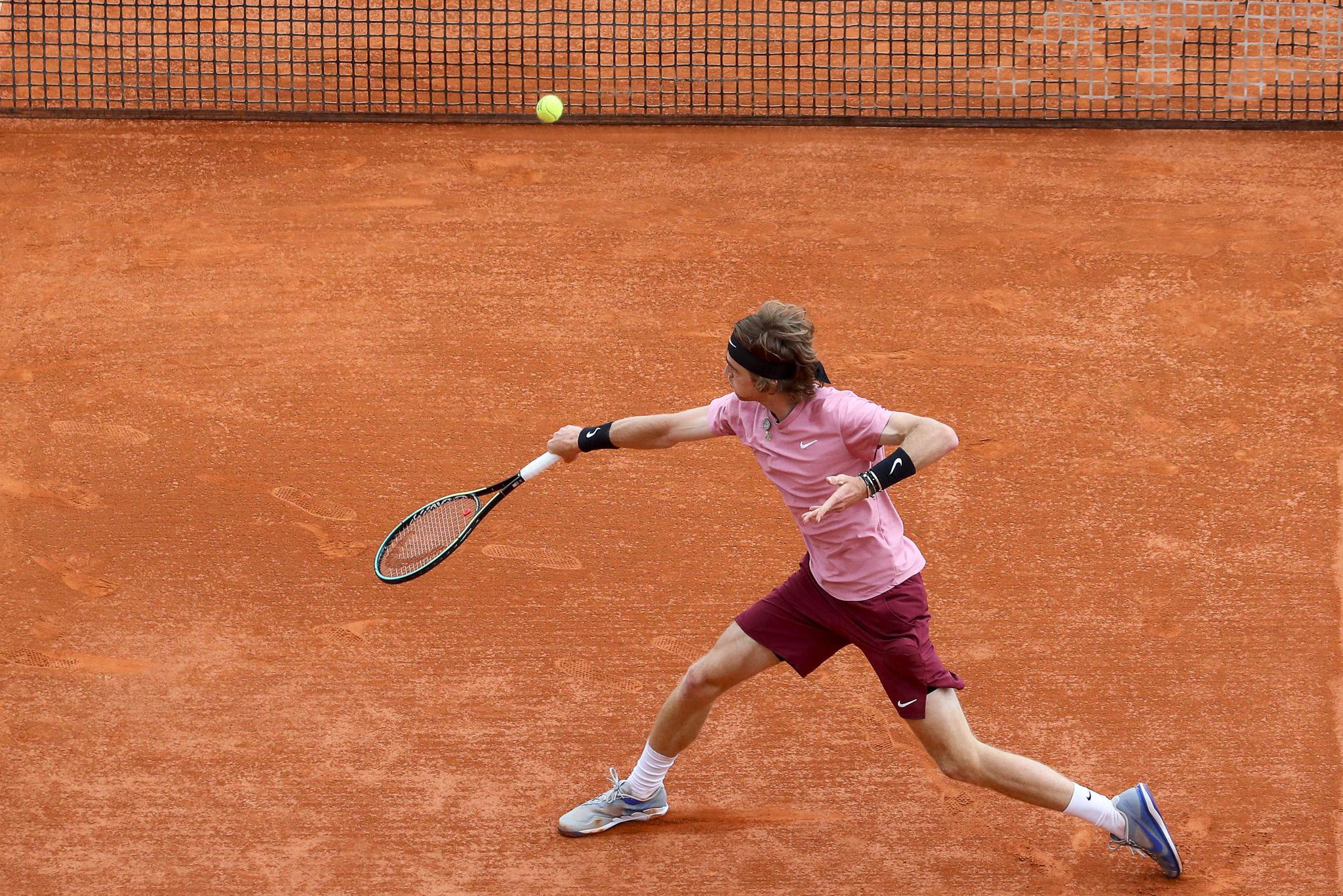 蒙特卡洛大师赛横扫ATP总决赛,西西帕斯统治全场的简单介绍 蒙特卡洛大师赛横扫ATP总决赛,西西帕斯统治全场的简单介绍