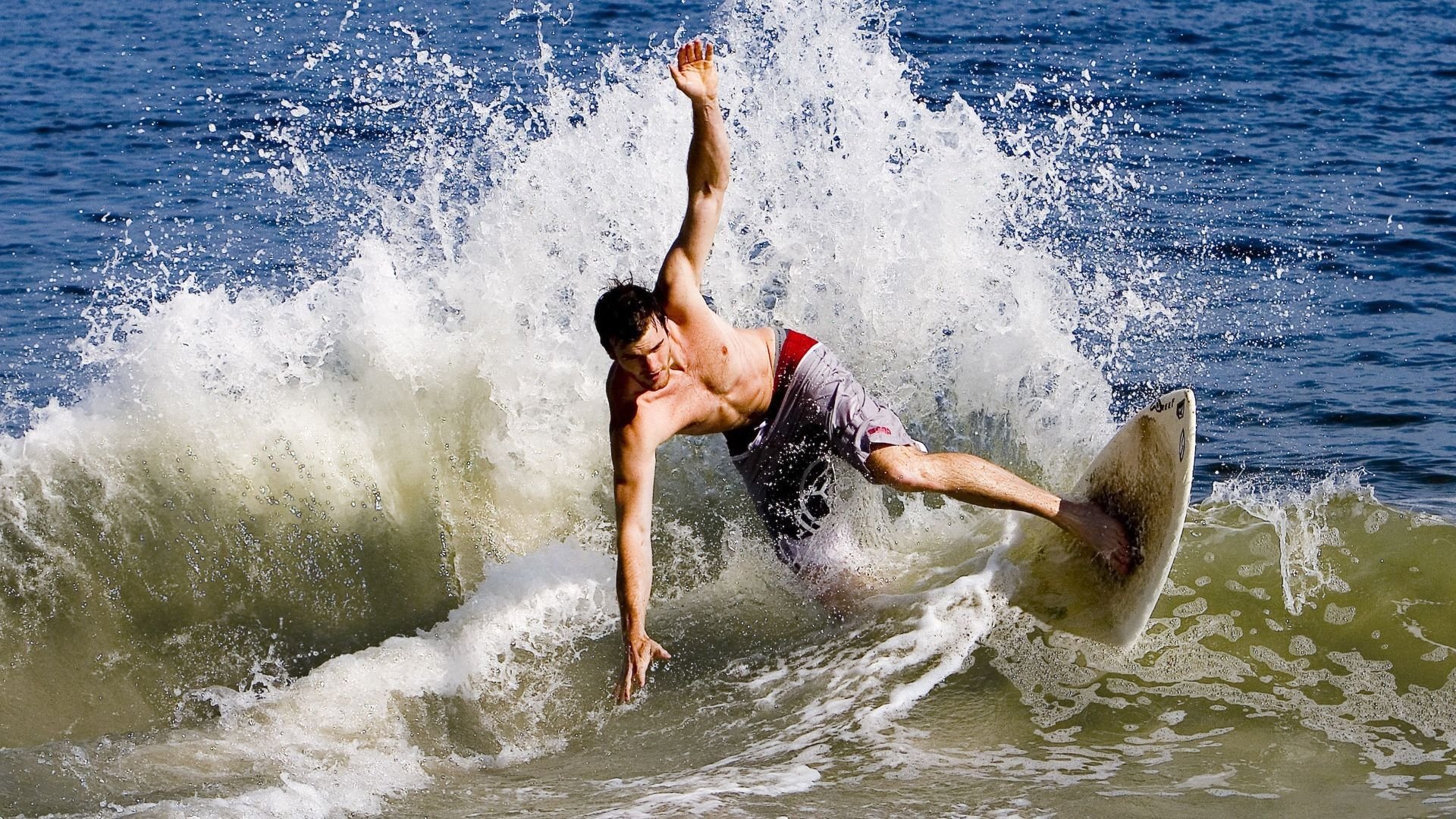 球体动力学，德约科维奇如何用一场澳网绝杀，在拉沃尔杯的叙事中完成终极统治